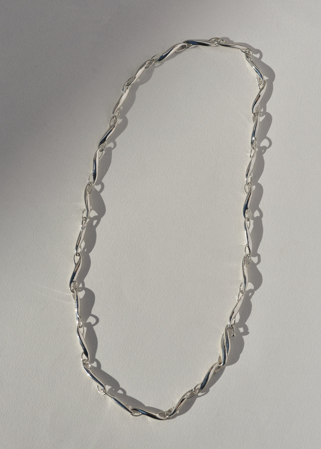 Salita Chain – Leigh Miller