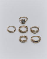 Infinite Ring with 1.89 Ct Australian Sapphire