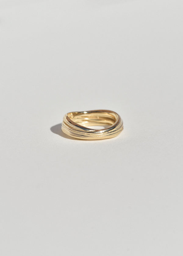 Soft Wave Ring in 14k Gold