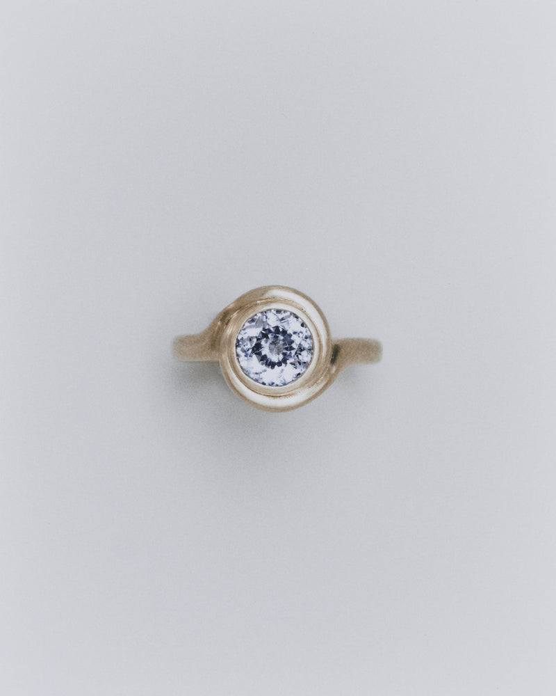 Infinite Ring with 1.89 Ct Australian Sapphire