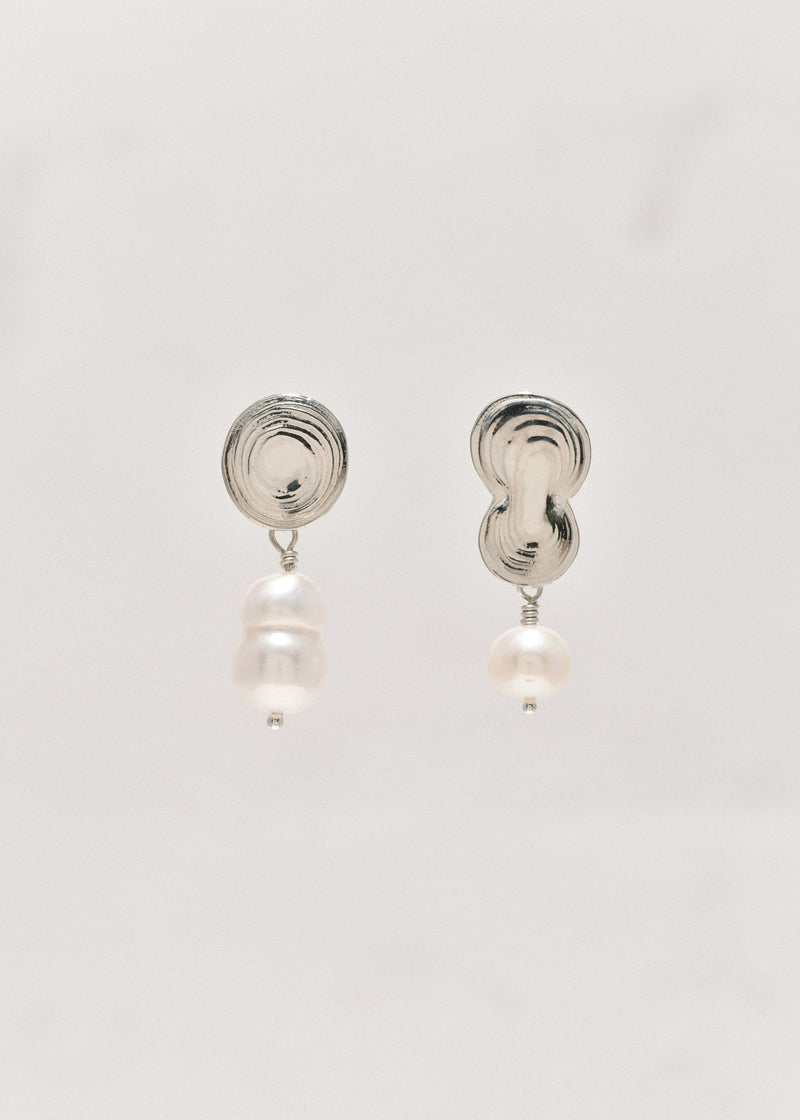 Sterling Silver Dew Drop Earrings with White Pearls